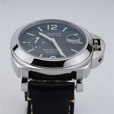 Panerai PAM 104 Luminor Marina, Black Dial, Luminous, Steel  .